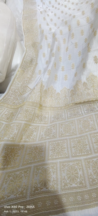 Pure Silk Dipatta uploaded by Hindustan Fabrics on 2/3/2023