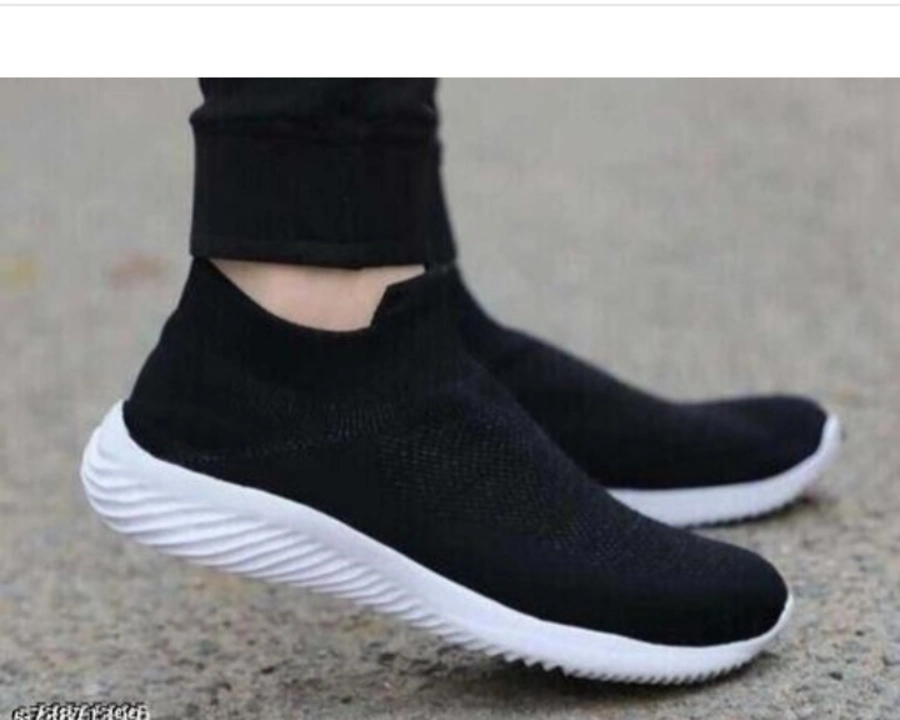 Mens Stylish Light Weight Black Sports Shoes uploaded by business on 2/3/2023
