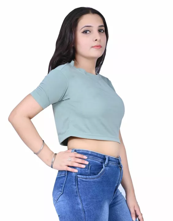 Crop top  uploaded by business on 2/4/2023