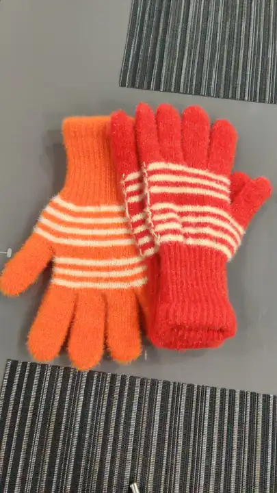 Hand gloves  uploaded by Shri balaji hosiery on 2/4/2023