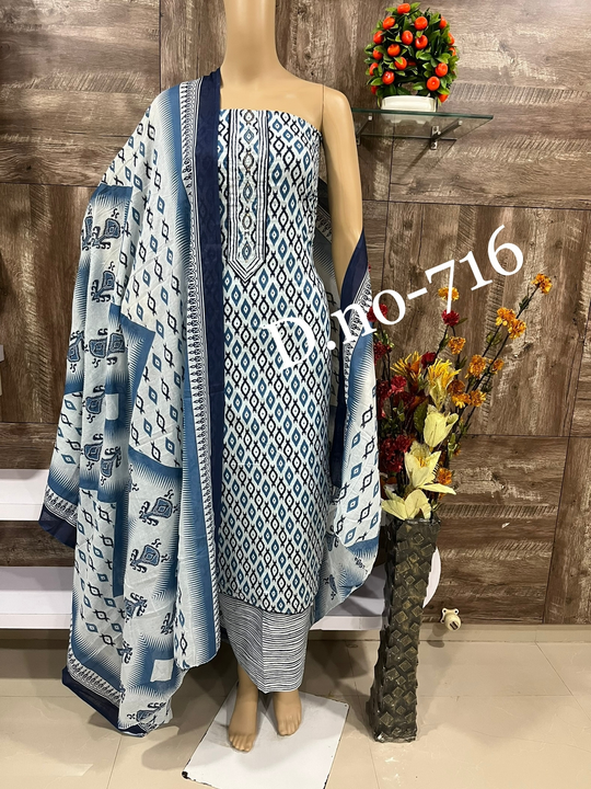 Product image of Pure cotton dress material , price: Rs. 450, ID: pure-cotton-dress-material-245c40d4