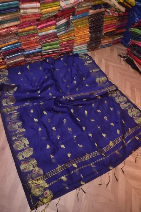 Slik cutton saree ...with blouse piece... good quality 🙂 uploaded by Maa Laxmi Saree center on 2/5/2023