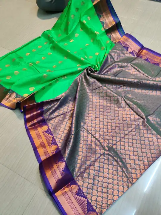 Tanchoi soft silk saree with blouse piece
 uploaded by business on 2/5/2023