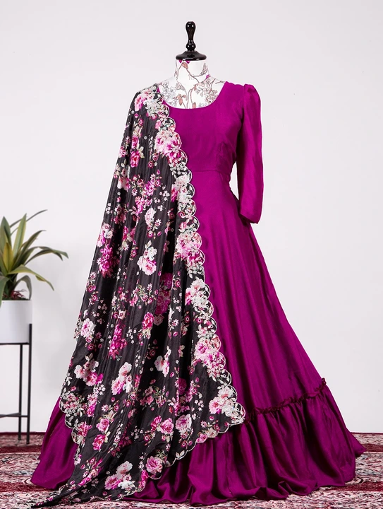 Get this plain Vichitra Silk gown with Printed And Embroidery dupatta  to define your fashion.

 uploaded by BOKADIYA TEXOFIN on 5/30/2024