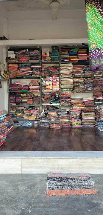 Shop Store Images of Ma krupa sadi senter