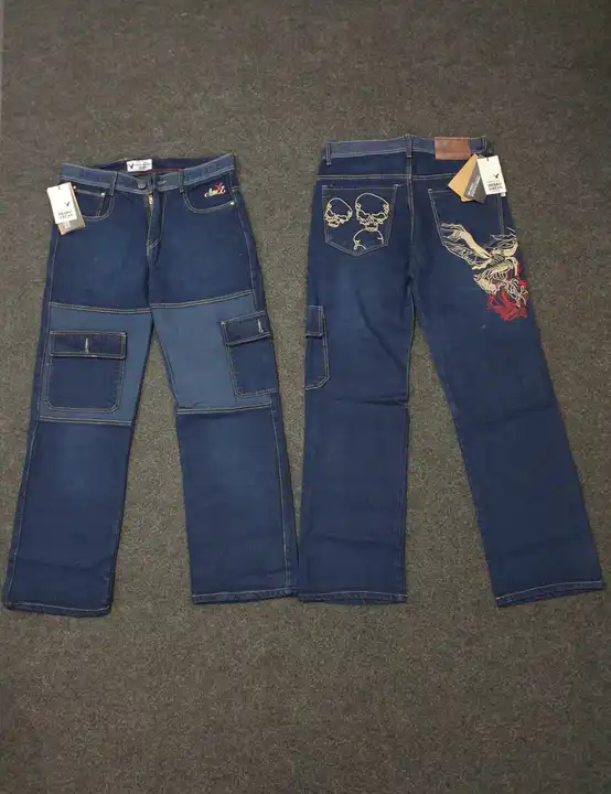 6 pocket tranding jeans uploaded by business on 2/7/2023