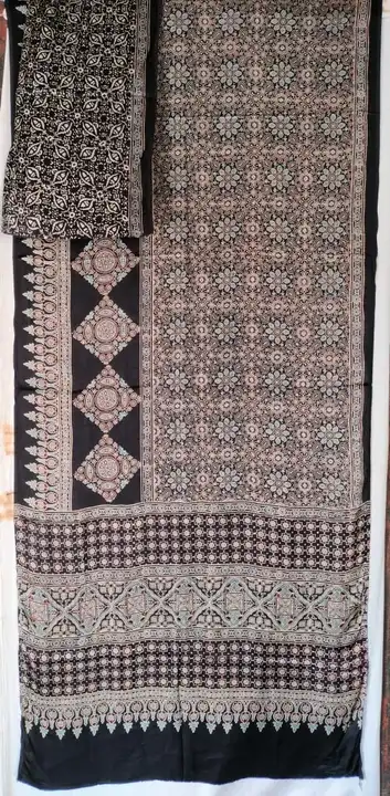 Azarkh Saree modal silk with blouse  uploaded by Kutch print on 2/7/2023