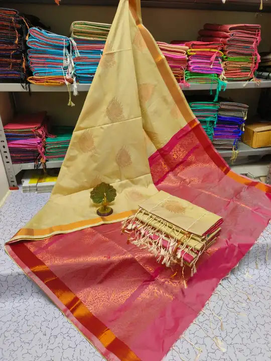 Soft silk uploaded by  Gk saree's collection on 5/6/2024