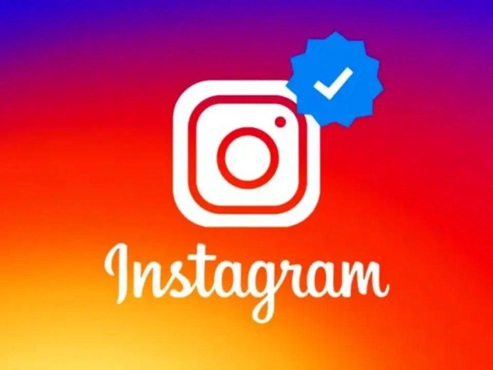Social media service  (INSTAGRAM)  uploaded by Mall95store on 2/7/2023