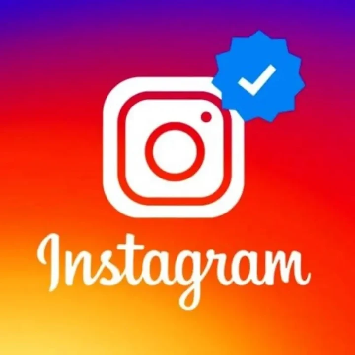 Social media service  (INSTAGRAM)  uploaded by Mall95store on 2/7/2023
