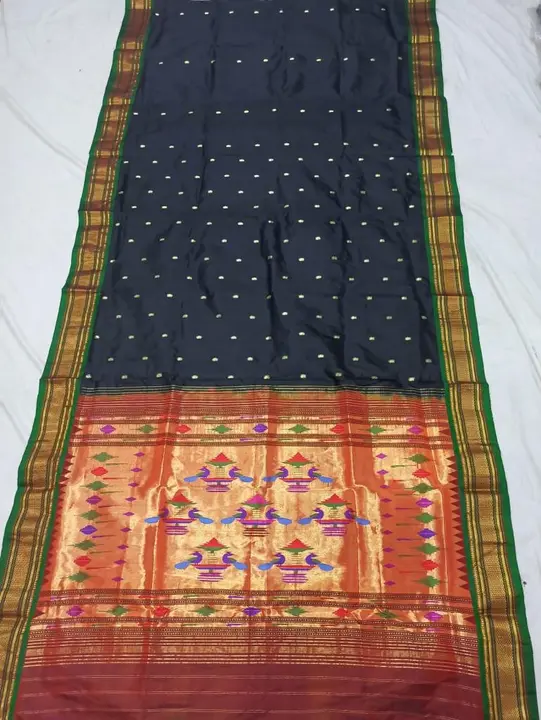 Product uploaded by Raul Paithani saree on 2/8/2023
