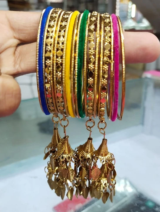 Shop Store Images of Laxmi Bangles