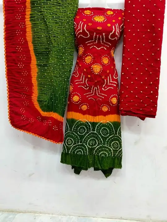 Shuit sartin AT bandhej  uploaded by Turiya handicrafts on 2/8/2023