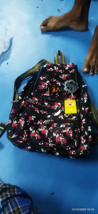 Product uploaded by Shiv bag Santosh on 5/30/2024