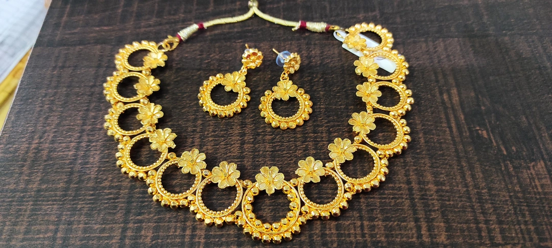 Golden necklace uploaded by Jewellery & saree on 2/9/2023