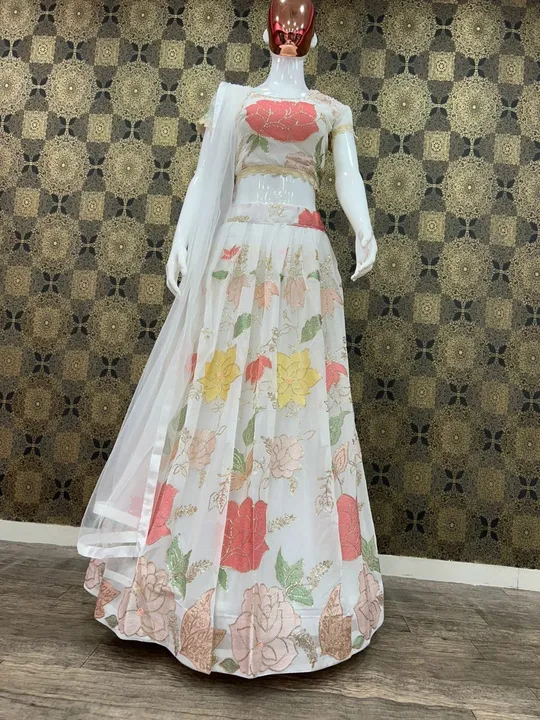 Party wear lehenga  uploaded by Vidha collection on 2/11/2023