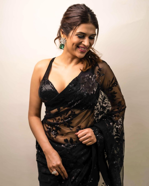 Net work SAREE  uploaded by Vidha collection on 5/29/2024