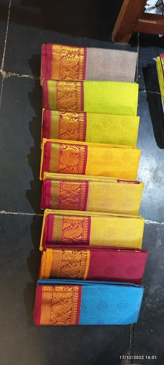Post image I want 1 pieces of Cotton saree at a total order value of 1000. Please send me price if you have this available.