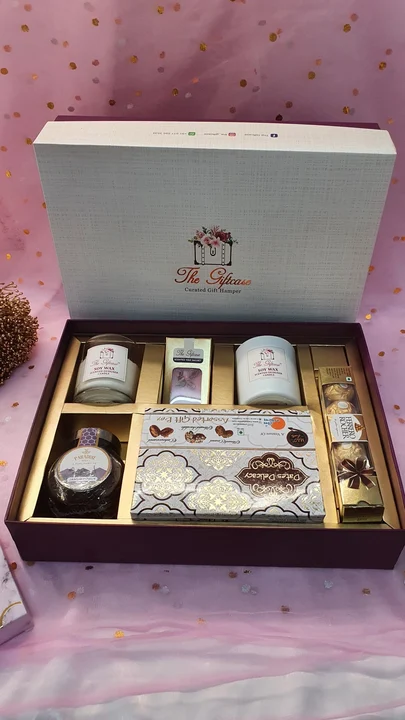 Product image of Custmize gift hamper, price: Rs. 1500, ID: custmize-gift-hamper-a691615e