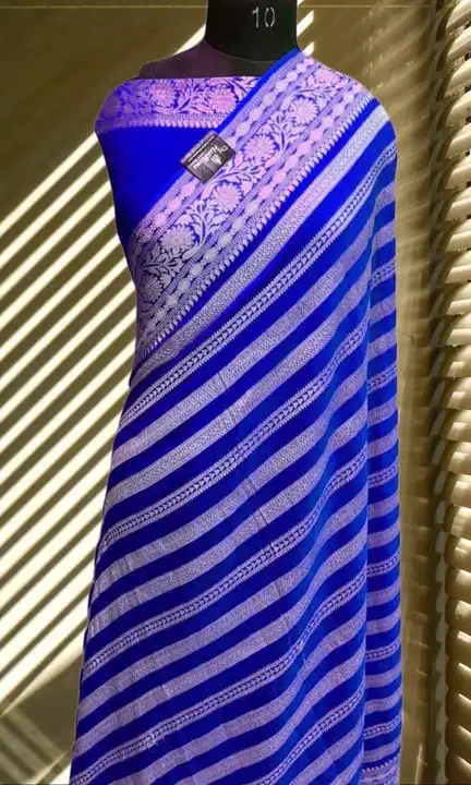 Post image Benarasi warm 

soft silk saree with 

blouse zari woven