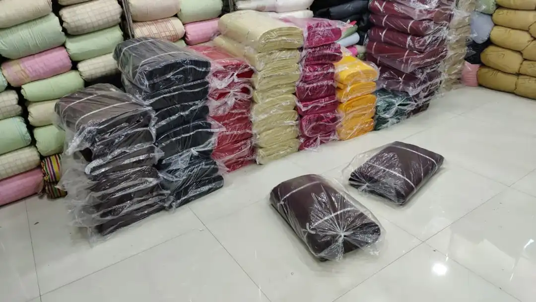Shop Store Images of Madina cloth house