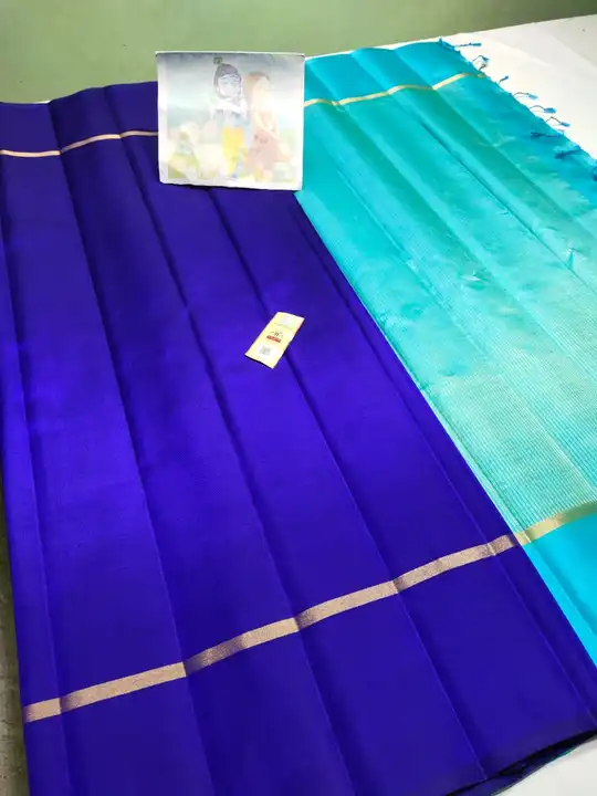 Pure kanchipuram plain silk sarees  uploaded by Viraja Fashionista on 2/11/2023
