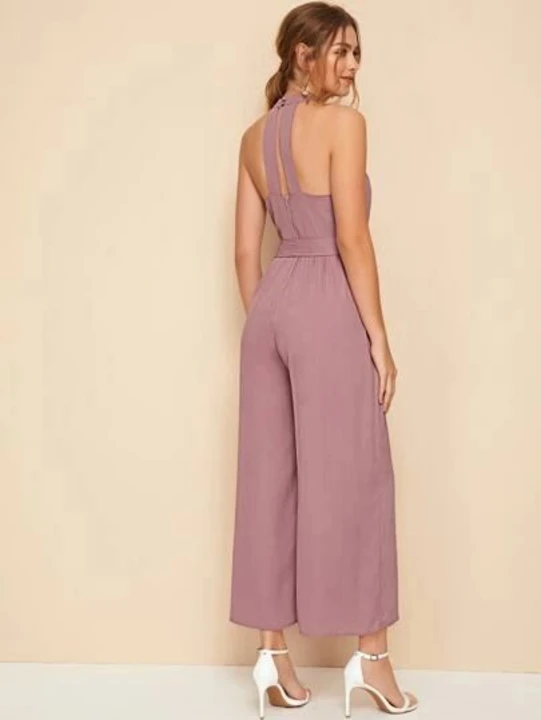 Jumpsuit uploaded by Fashyle (fashion with style) on 2/12/2023
