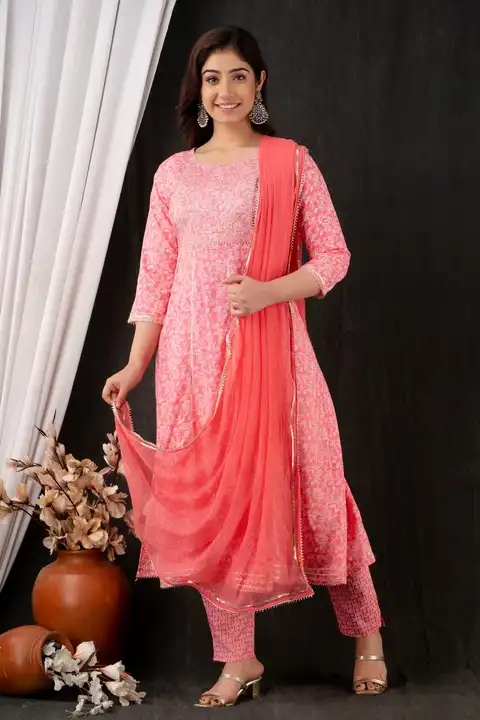 Anarkali kurta set  uploaded by Jaipuri Fashion Point  on 2/12/2023