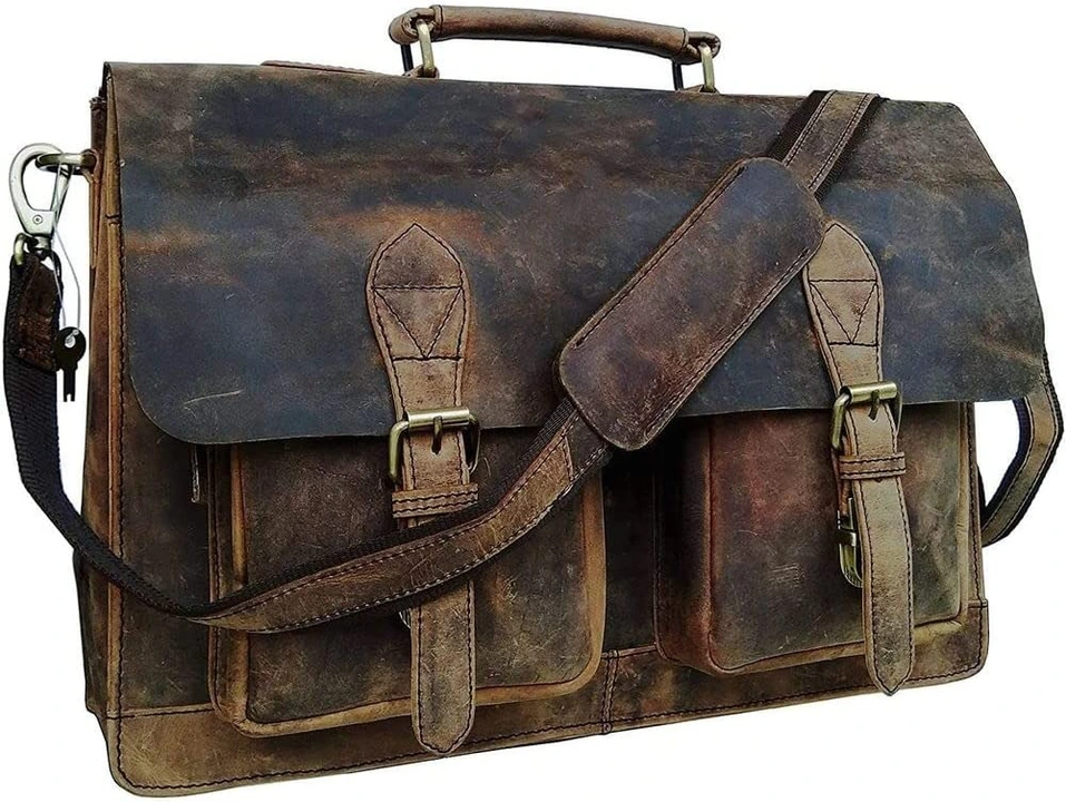 Leather messenger bag uploaded by business on 2/13/2023
