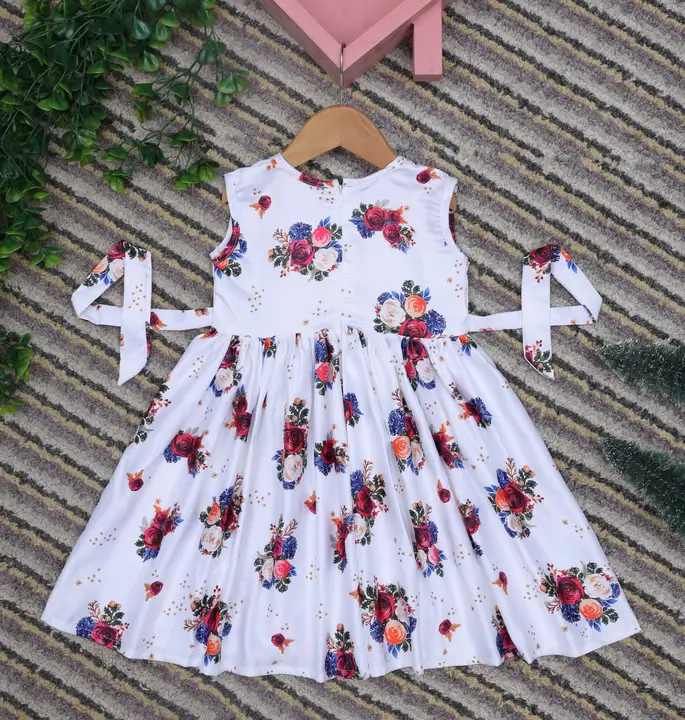 Post image FABRIC DETAILS 🧶
     SATIN 

FROCK👗: Toddler Girls Floral Print Ruffle Trim fancy frock      

WORK: digital printed 

Age group 

Size - 2-3 years
Size - 3-4 years
Size - 4-5 years
Size - 5-6 years
Size - 6-7 years