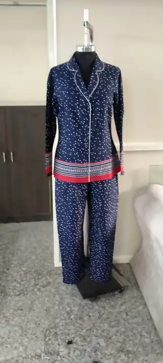 Ladies long sleeve printed lt weight fabric night set side pkt pajama  uploaded by Wrong number  on 2/14/2023