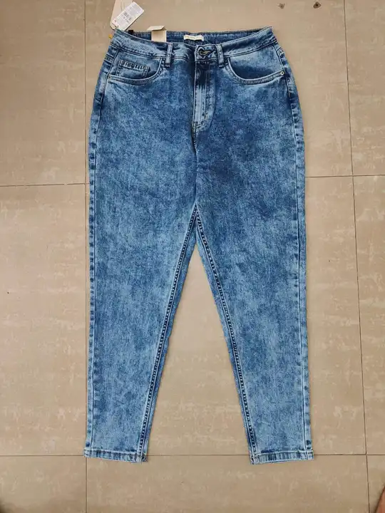 Product image of LADIES BRANDED ORIGINAL JEANS, price: Rs. 299, ID: ladies-branded-original-jeans-6e355efd