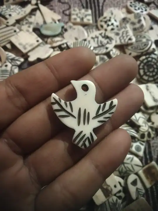 Bone pendent  uploaded by Zain handicrafts on 2/14/2023