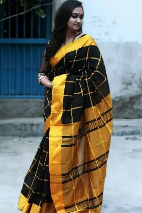 Handloom Velvet Check Sharee uploaded by Maa Kali Sharee Center on 2/15/2023
