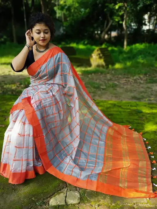 Handloom Velvet Check Sharee uploaded by Maa Kali Sharee Center on 2/15/2023