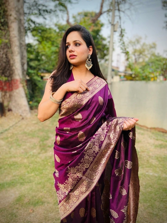 Beautiful saree uploaded by Dhananjay Creations Pvt Ltd. on 2/15/2023