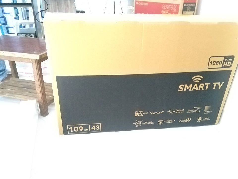 43"inch Smart and Android Full HD LED TV
Dobel HDMI
Dobel USB
Screen mirroring
Wifi
Netflix
You tube uploaded by Smart LED TV on 7/8/2020