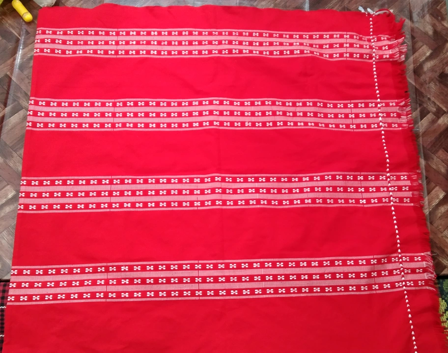 Woolen bedsheet (Red lairum) uploaded by business on 2/15/2023