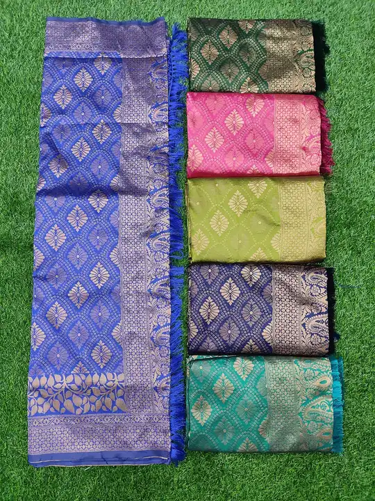 Product image with ID: silky-brocade-copper-jari-rich-pallu-with-tassel-exclusive-colour-matching-combo-box-packing-a2e3926e