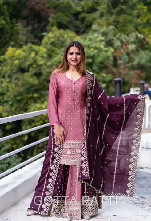 Product uploaded by Arati's Woman's 'Ethics Wear on 2/16/2023