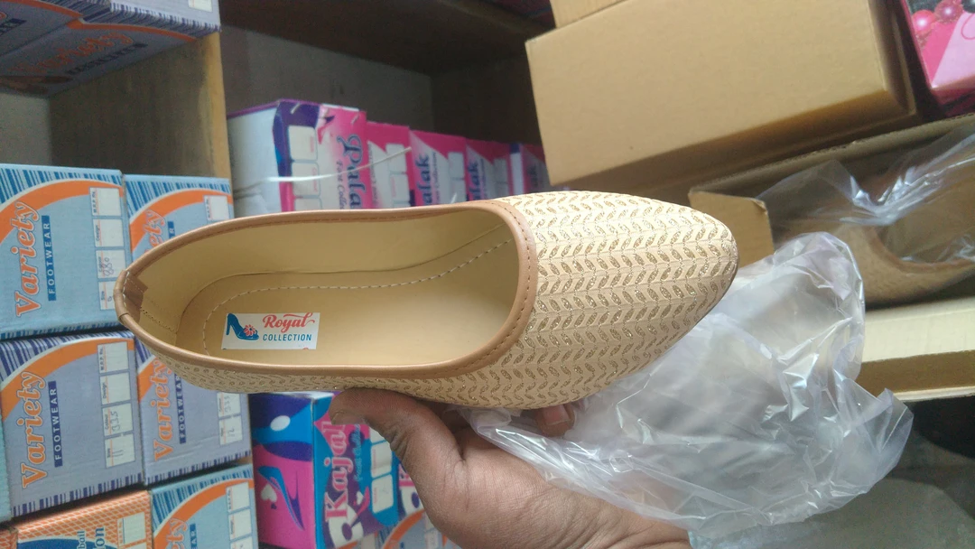Product uploaded by Shandaar footwear on 2/16/2023