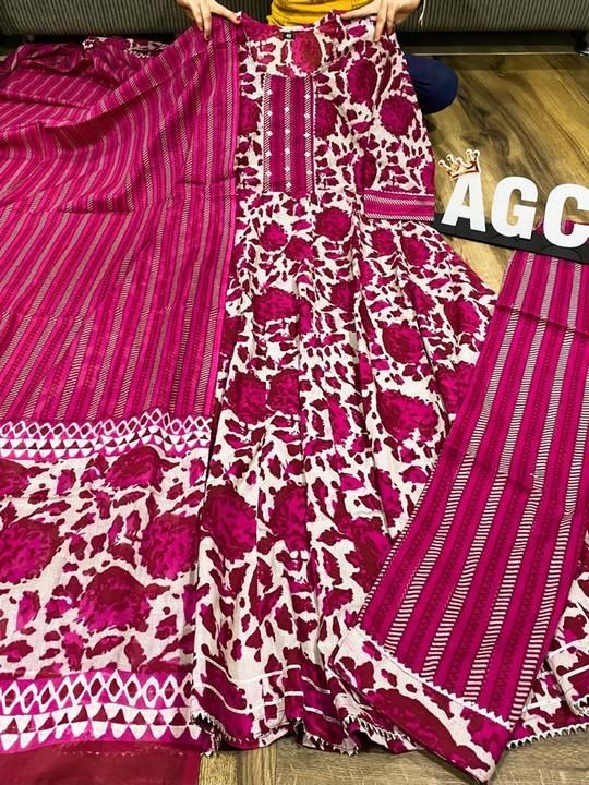 Post image *AGC*
(A new venture of NP)

Premium cotton anarkali gown detailed with gota paired with pant &amp; dupatta......

Size 38 40 42 44 

MRP 1599 free ship