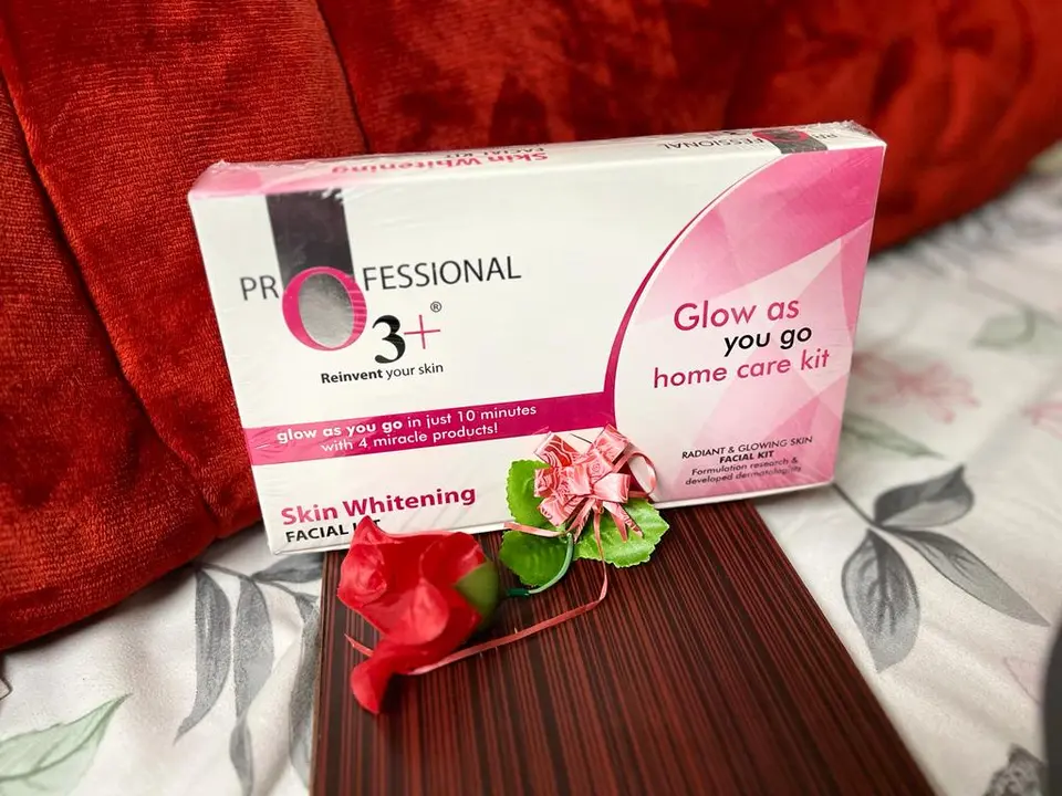 Skin whitening facial kit for woman  uploaded by Ds overseas on 2/17/2023