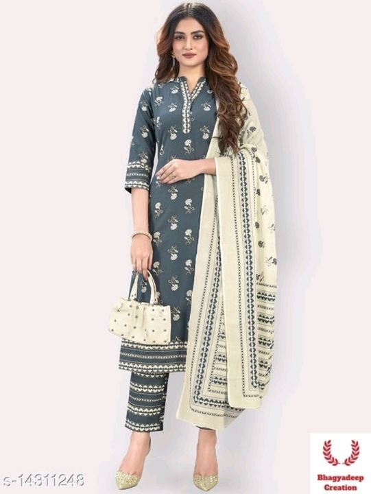 Post image Cotton and Rayon Kurtis ,net saree at reasonable prices.