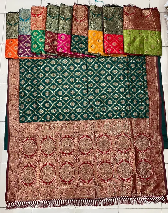 Feasible rare siroski daymand k sath uploaded by Vaibhavlaxmi textiel on 2/17/2023