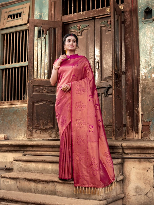 FRESH ARRIVAL❤️

*CATALOG : MAHALAXMI*

Pure softy silk saree with  orignal kuberapattu weaving and  uploaded by Aanvi fab on 2/17/2023