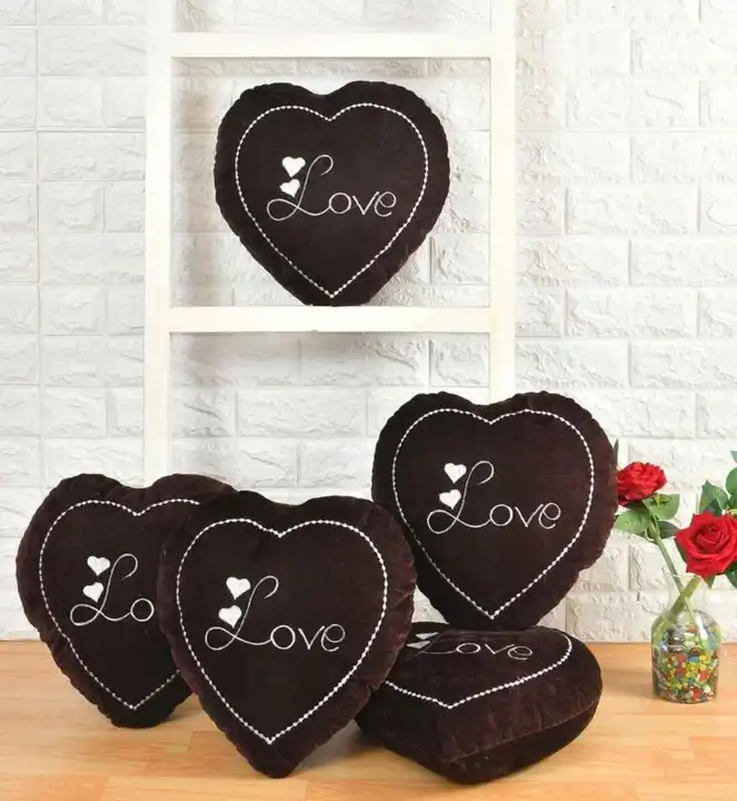 Love cusions uploaded by Sejal enterprises on 2/17/2023