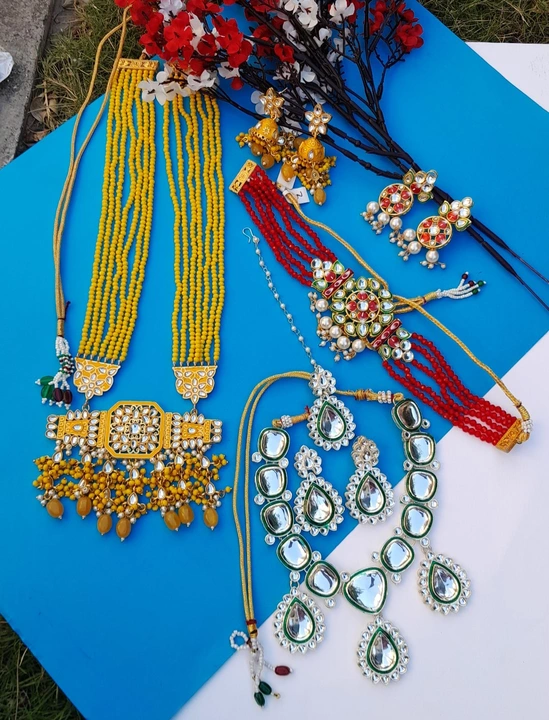 Kundan necklace combos uploaded by Sb designs on 2/17/2023