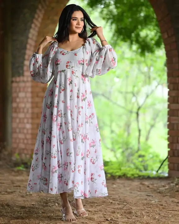 Vstra gown uploaded by Divya Fashion on 5/30/2024