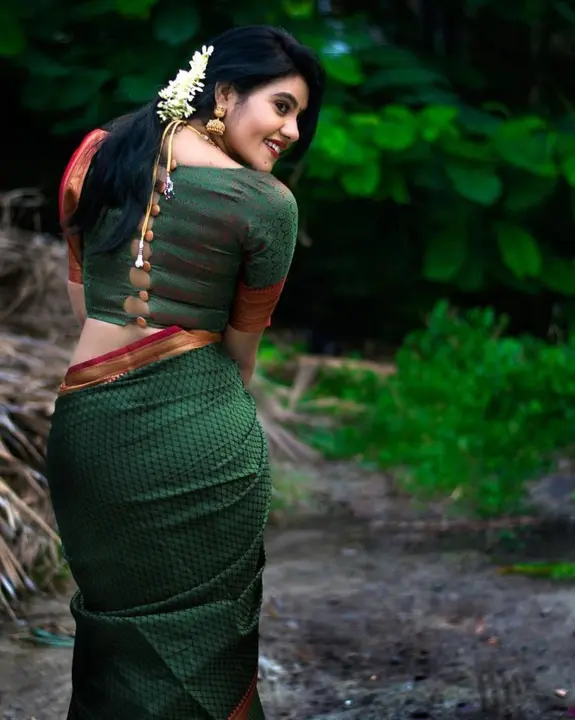 Hey guys do you want to this beautiful green saree 💚 so just  order now  uploaded by Dhananjay Creations Pvt Ltd. on 2/17/2023